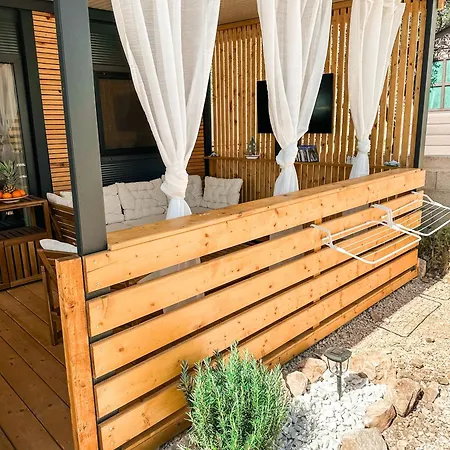 The Sol - Mobile In Drage, 캠프장