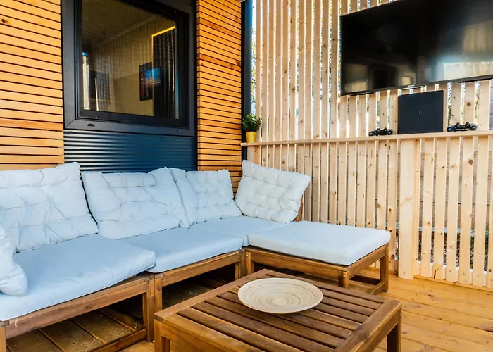 The Sol - Mobile In Drage, Кемпинг